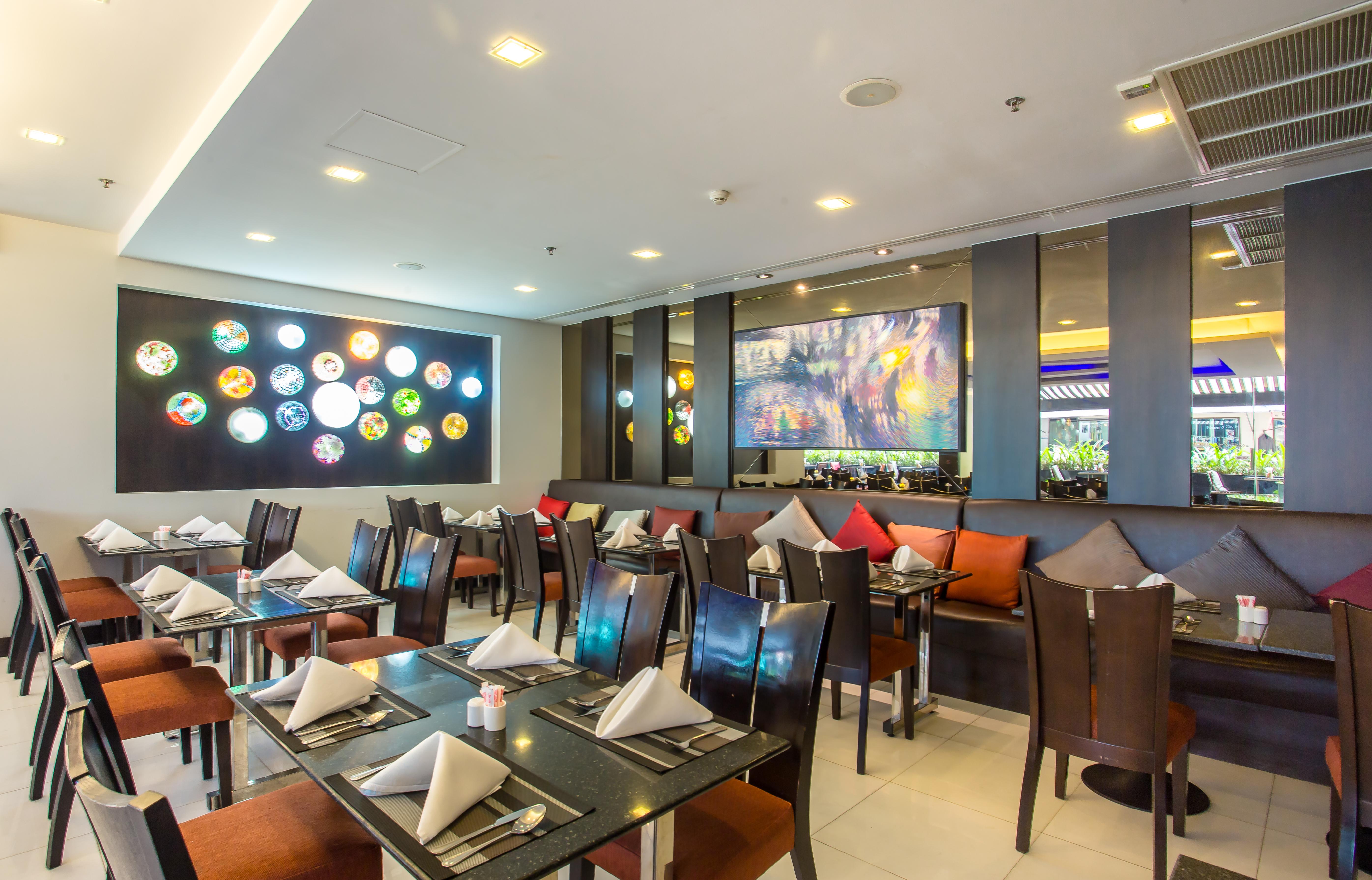 Nouvo City Hotel Бангкок Экстерьер фото
