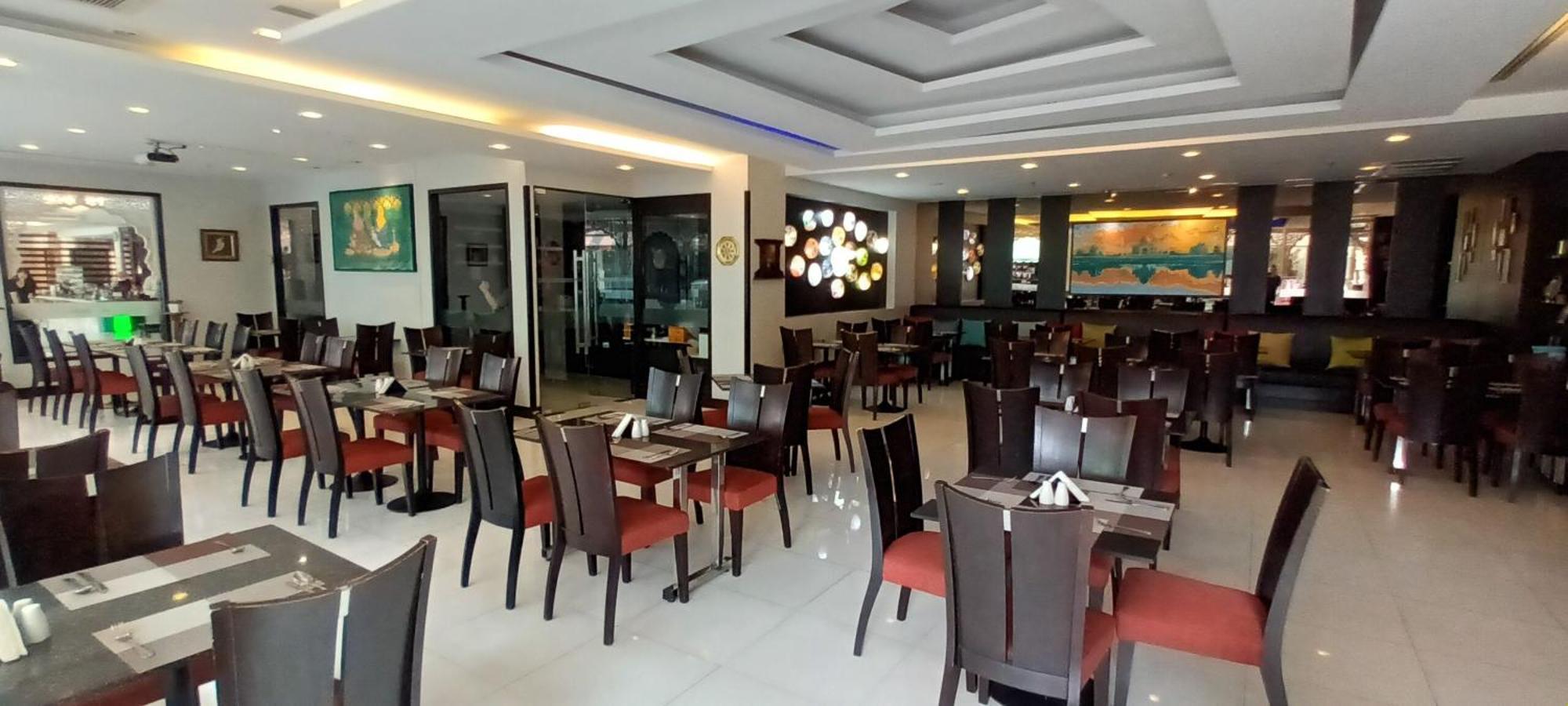Nouvo City Hotel Бангкок Экстерьер фото